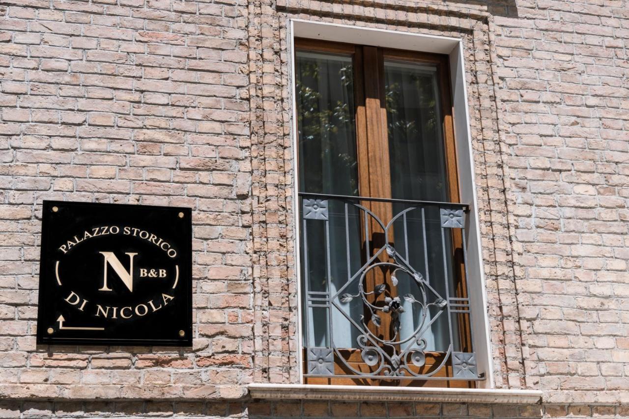 B&B Palazzo Storico Di Nicola เปสการา ภายนอก รูปภาพ