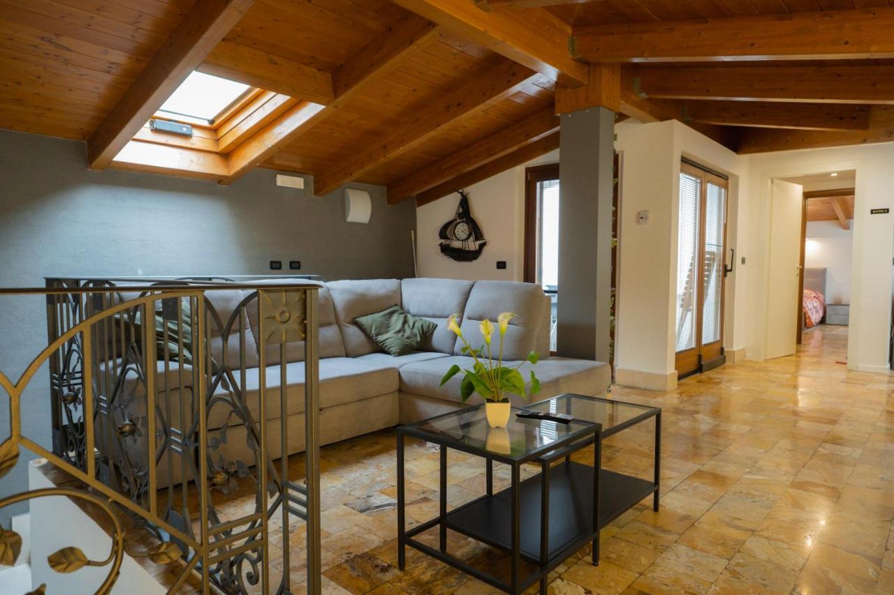 B&B Palazzo Storico Di Nicola เปสการา ภายนอก รูปภาพ