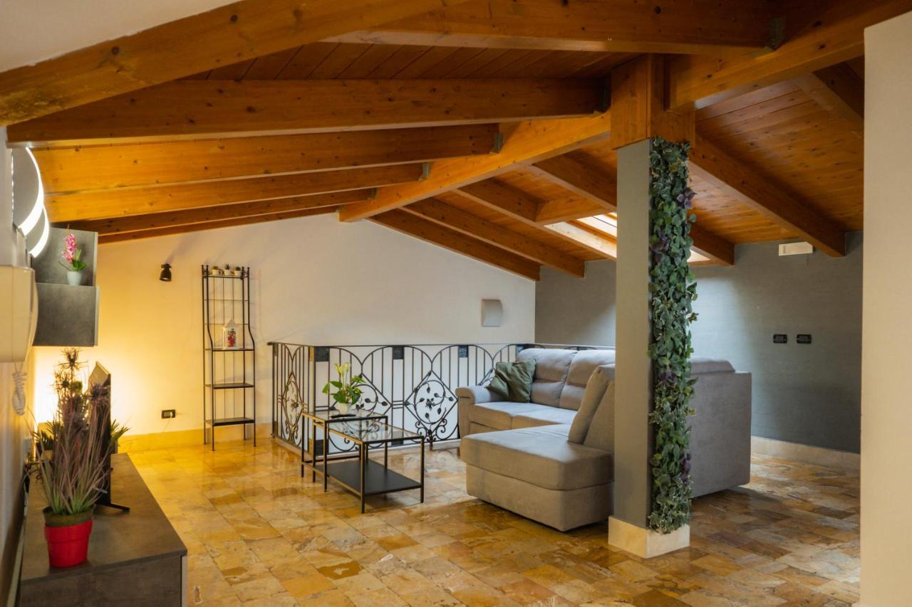 B&B Palazzo Storico Di Nicola เปสการา ภายนอก รูปภาพ