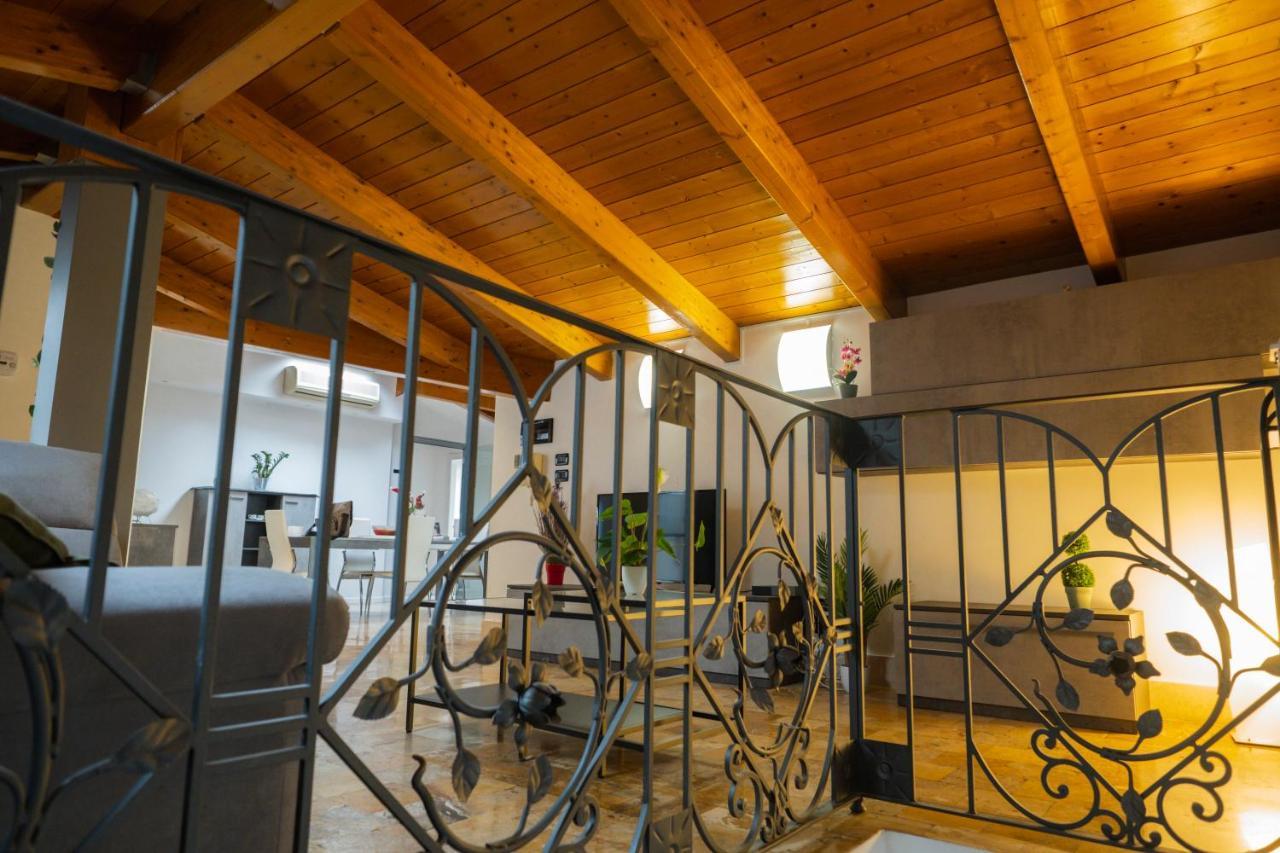 B&B Palazzo Storico Di Nicola เปสการา ภายนอก รูปภาพ