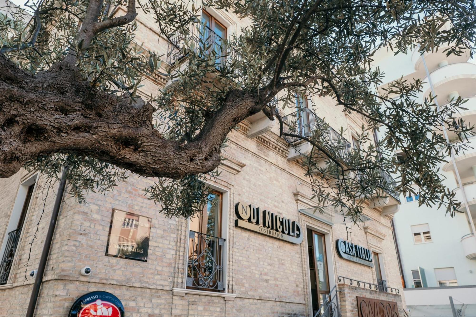 B&B Palazzo Storico Di Nicola เปสการา ภายนอก รูปภาพ
