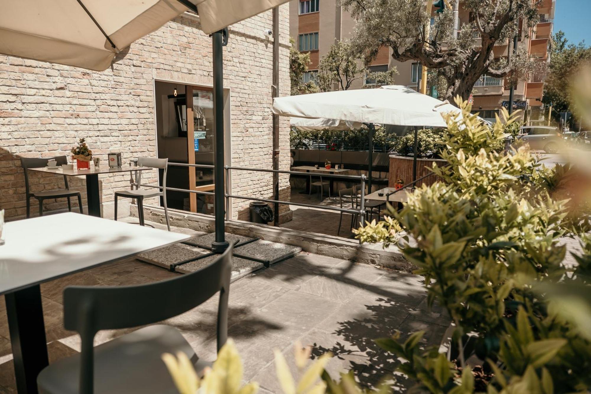 B&B Palazzo Storico Di Nicola เปสการา ภายนอก รูปภาพ